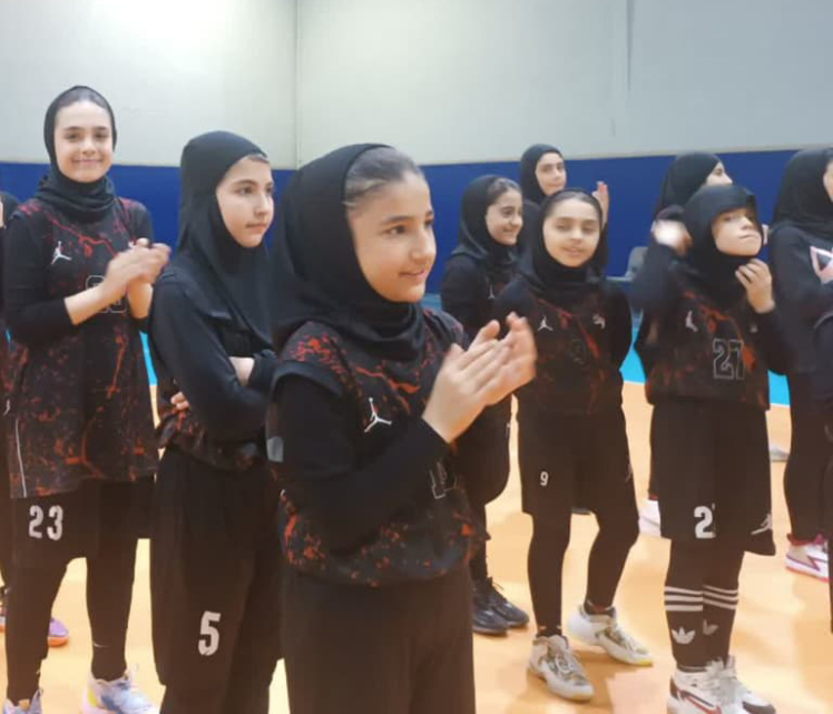 آکادمی غدیر باقرشهر برنده مسابقات مینی بسکتبال دختران جام "جوان پهلوان" 