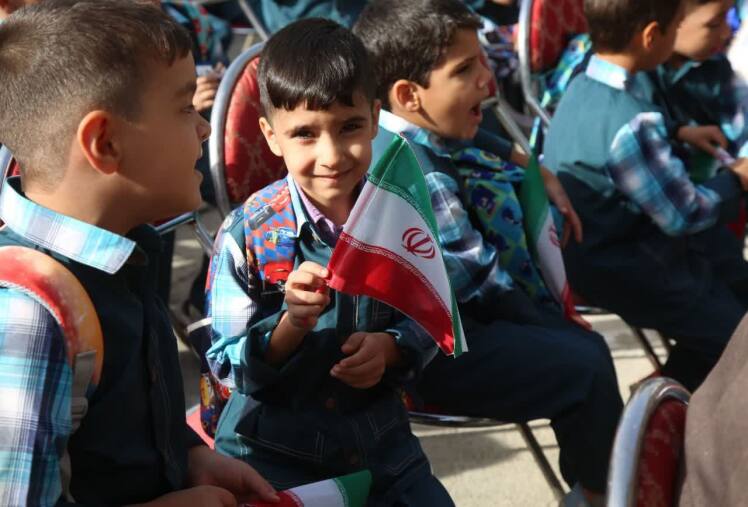 جشن پرشکوه آغاز سال جدیدپیش دبستانی در فرهنگسرای عطر نرگس باقرشهر
