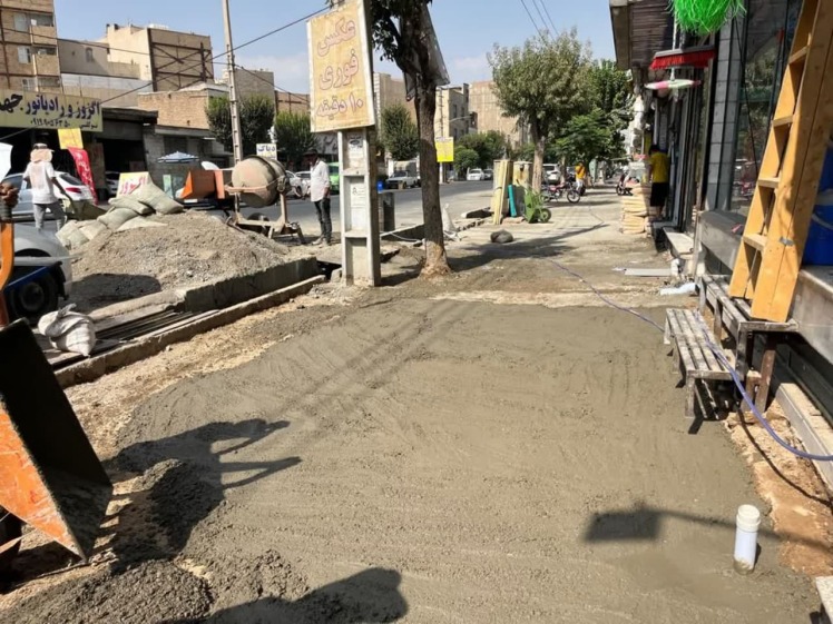 اجرای پیادهراهسازی خیابان ۲۴ متری طالقانی باقرشهر آغاز شد