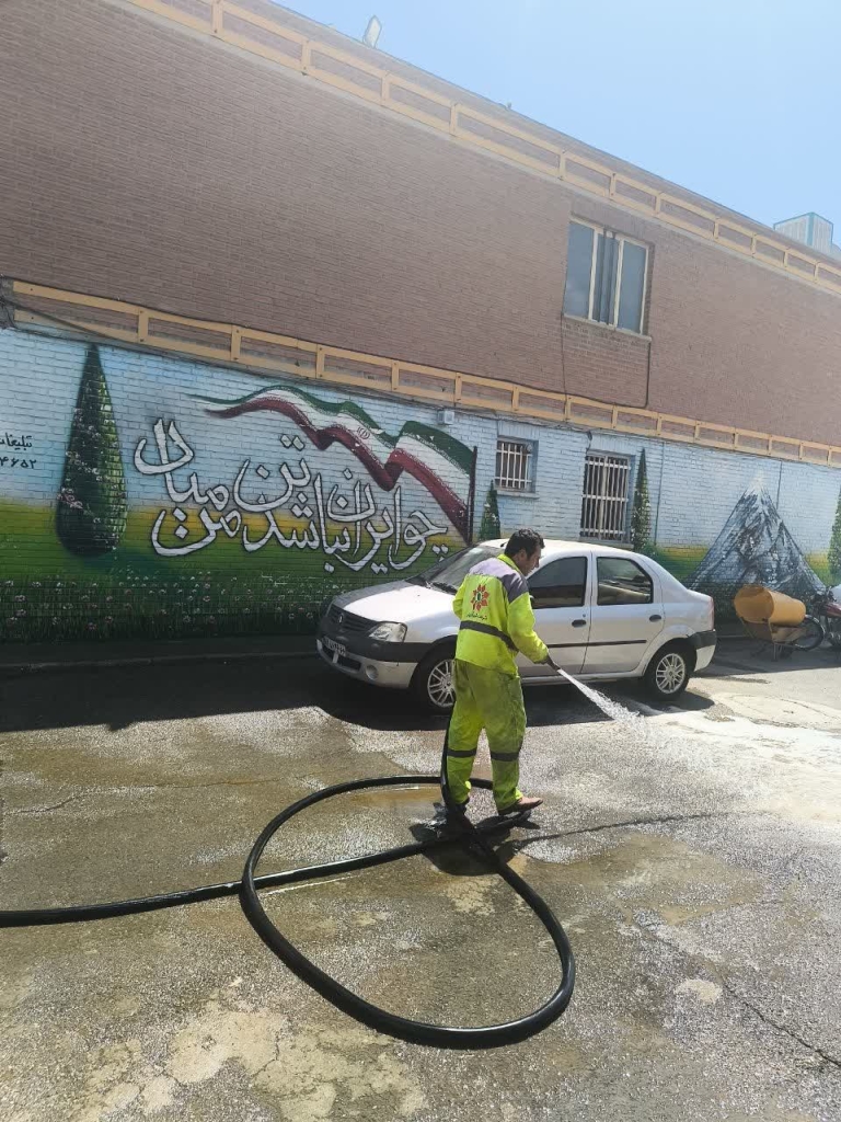 تداوم شست‌وشو و پاکسازی مدارس باقرشهر در طرح استقبال از مهر