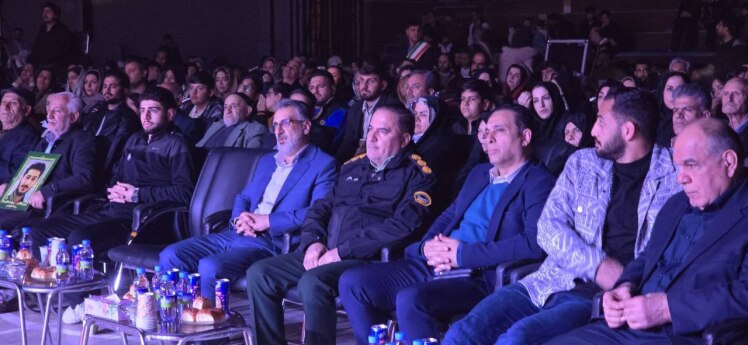 آیین افتتاح سومین دوره رویداد بزرگ «جوان پهلوان ۳» هماکنون در سالن فدک باقرشهر در حال برگزاری است