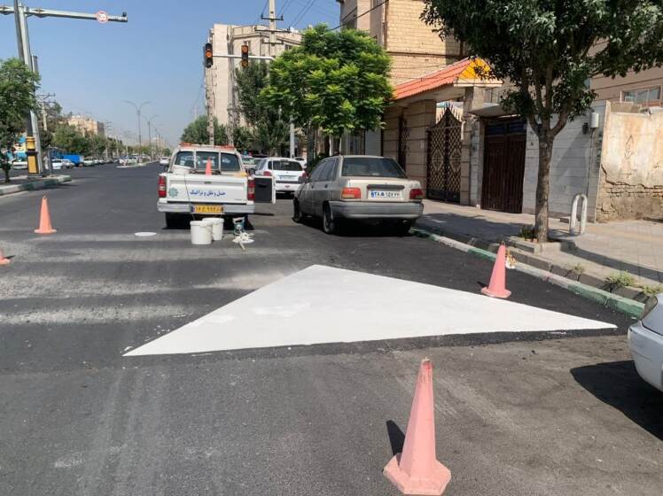 آغاز رنگآمیزی سرعتکاههای خیابان فلسطین باقرشهر
