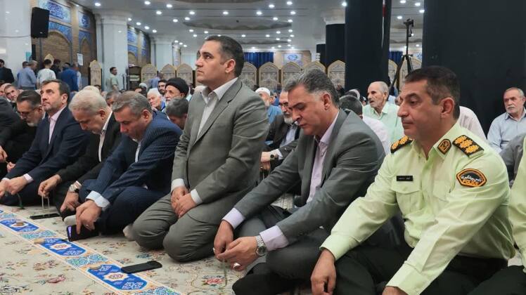 قامه نماز جمعه بخش کهریزک با حضور مسئولان شهرستان ری و مدیریت شهری باقرشهر