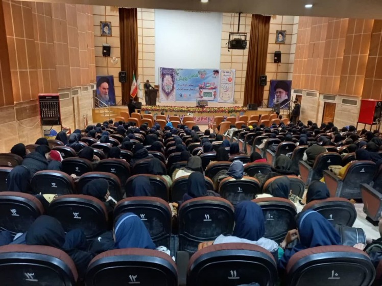 همایش بزرگ دختران رأی اولی‌ها در سالن عطر یاس باقرشهر